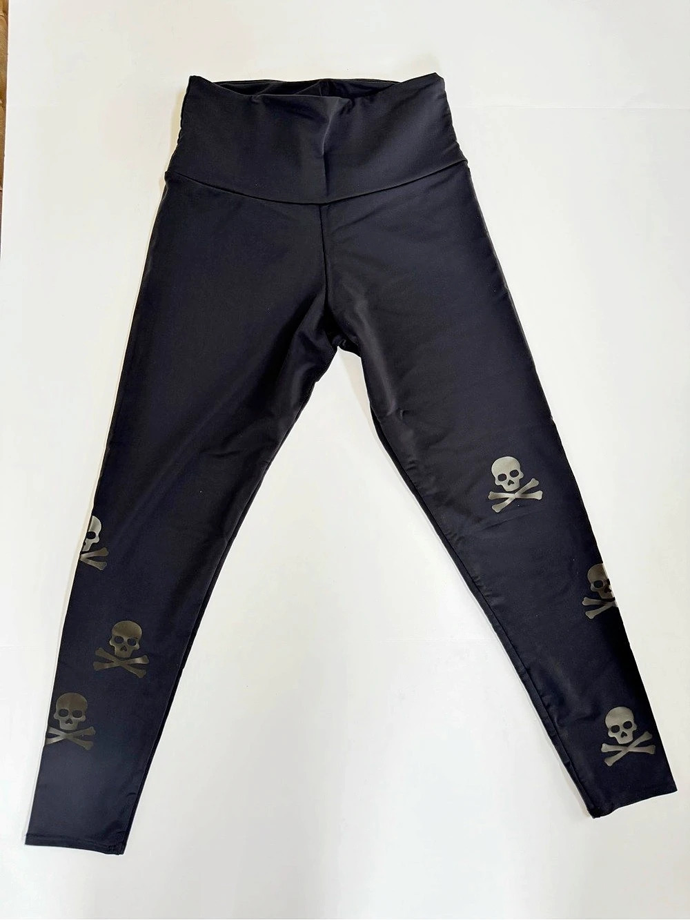 Onzie Skull Leggings Black M/L Skull-and-Crossbones